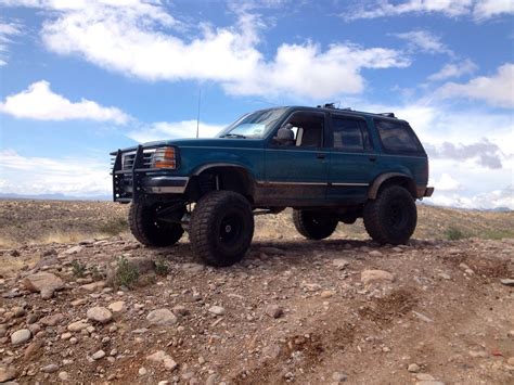 Custom Lifted 94' Ford Explorer Off Road Truck