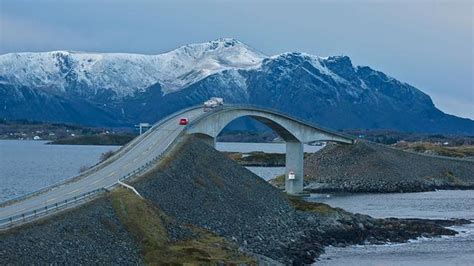 The Ten Scariest Bridges In The World