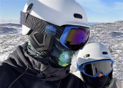 5 Best Snowboarding Helmets With Audio For Safe and Fun Ride