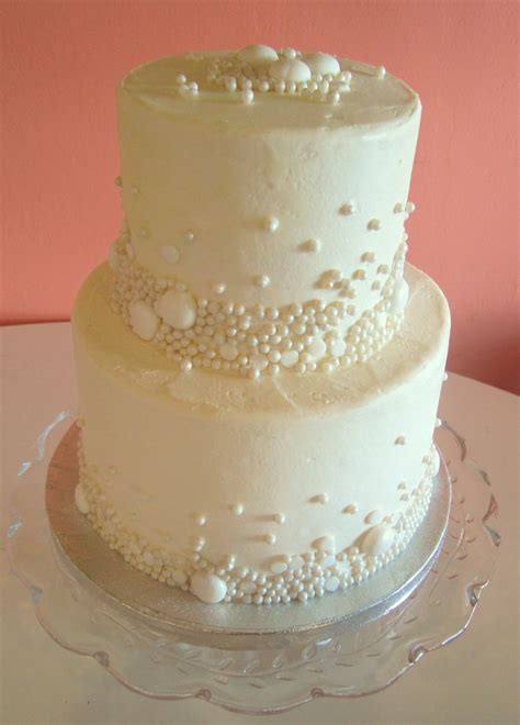 Pearl Wedding Cake by 2tarts