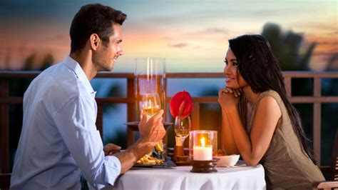 Cena romantica: come vestirsi, guida per lui