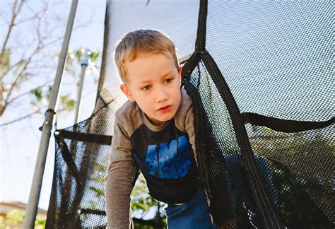 Trampoline safety tips for kids