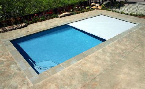 Automatic Pool Covers Pros and Cons