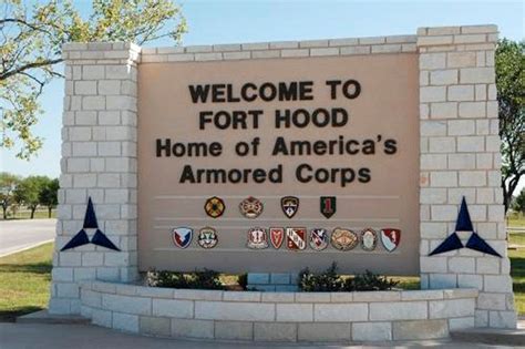 Shooting at Fort Hood Military Base Photos - ABC News