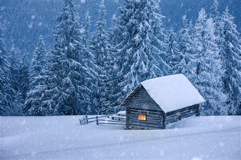 Winter Wallpaper Scenes With Cabins - HooDoo Wallpaper