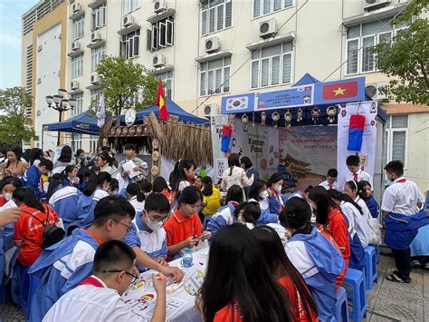 Hai Phong Students Introduced to Korean Culture | Vietnam Times