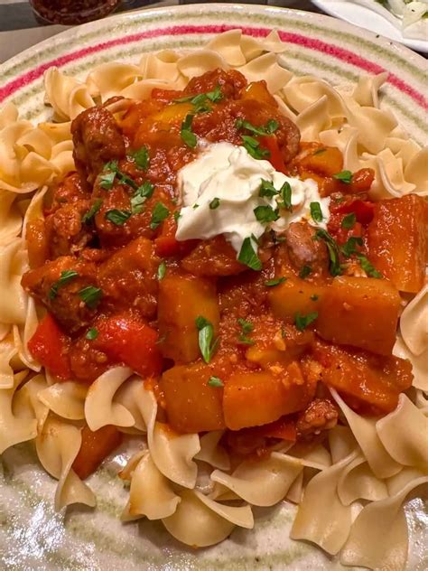 Easy and Delicious Hungarian Pork Goulash Recipe - Explore Cook Eat