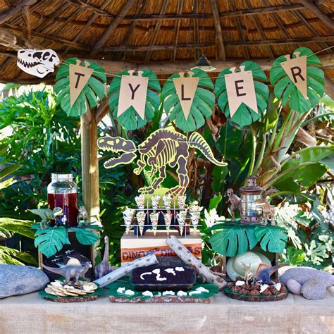 How to Throw the Ultimate Dinosaur Party! - Make Life Lovely