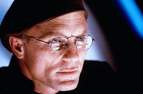 The Beret Project: Ed Harris - The Truman Show