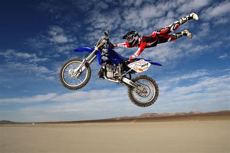 Blue and red motocross dirt bike, Yamaha HD wallpaper | Wallpaper Flare