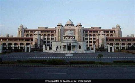 Pakistan Prime Minister House To Be Turned Into Postgraduate Institute