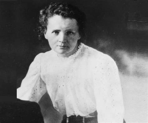 Marie Curie Biography - Facts, Childhood, Family Life & Achievements