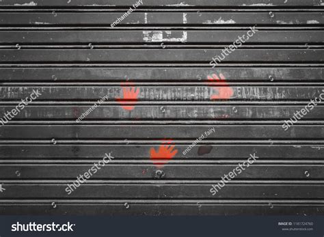 23,415 Metal Garage Door Texture Images, Stock Photos & Vectors ...