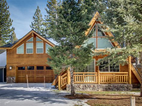 Find Alpine Bliss in a Lake Tahoe Winter Cabin | Vacasa