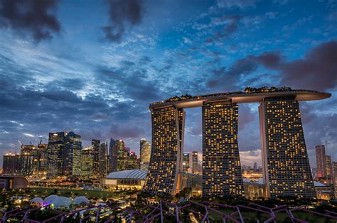 Singapore's Amazing Gardens by the Bay and Marina Bay Sands | Andy's ...