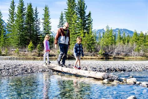 What to Wear Hiking in Banff National Park - Travel Banff Canada