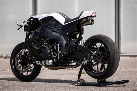 This Custom Honda CBR1000RR Is Infused With a Healthy Dose of Neo-Retro ...