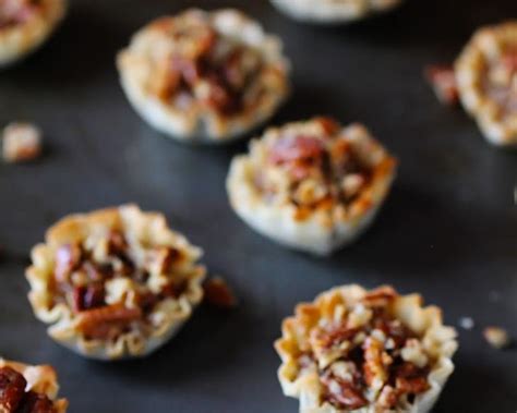 Easy Mini Pecan Tarts Recipe