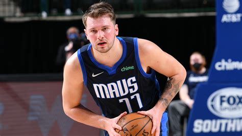 Mavericks' Luka Doncic out Friday with back tightness | NBA.com