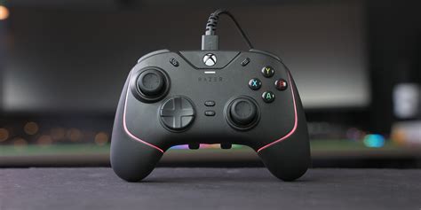 Razer Wolverine V2 Chroma Review: New customizable controller for Xbox