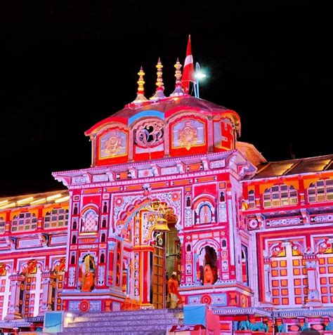 Badrinath Temple - Xplore All