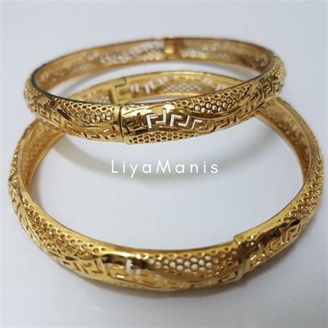 Gelang tangan, Women's Fashion, Dresses & Sets, Traditional & Ethnic ...