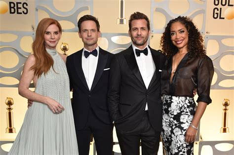 'Suits' Cast Reunion At The Golden Globe Awards Goes Viral