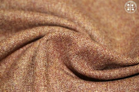 Plain weave rust-brown wool fabric - 13 EUROS / METER - SPECIAL PRICE