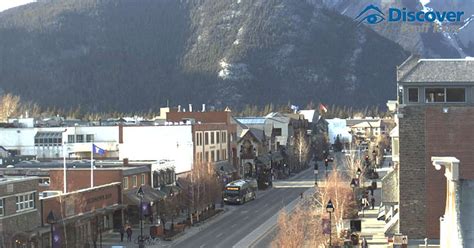 Banff Webcam - Live Downtown Banff Webcam - Banff.com