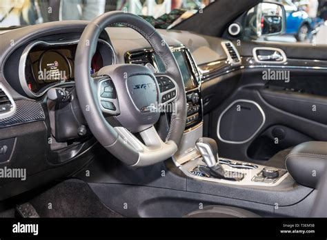 Interior view of Jeep Grand Cherokee SRT Stock Photo - Alamy