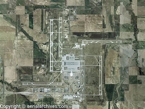 Denver International Airport Runway Map