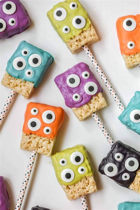 Monster Rice Krispie Treats {EASY + Kid-Approved} | Lil' Luna