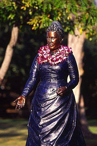 Queen Kapiolani statue, Kapiolani Park, Waikiki, Oahu, Hawaii | Oahu ...