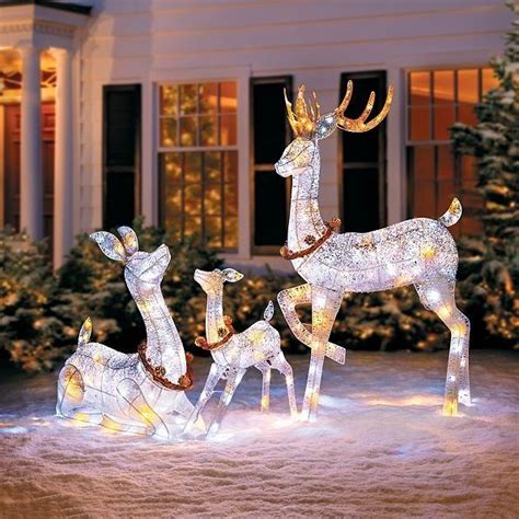 Christmas Reindeer With Lights 2023 Cool Top Most Popular List of ...