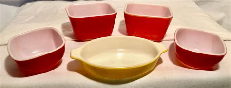 Vintage Pyrex Ovenware Prep Dishes- Set of 5