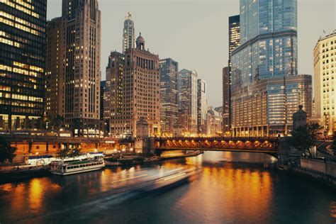 Our Location - River Hotel | Downtown Chicago | Book Direct and Save