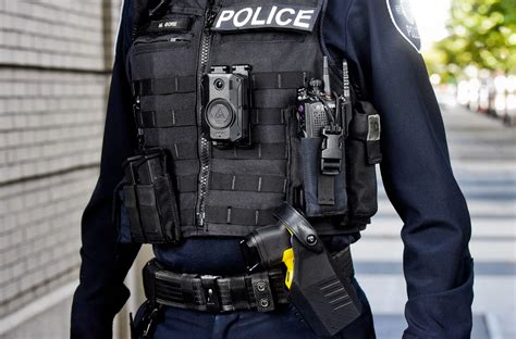 Body Camera Roll Out Continues at Green Bay Police Department | Duke FM ...