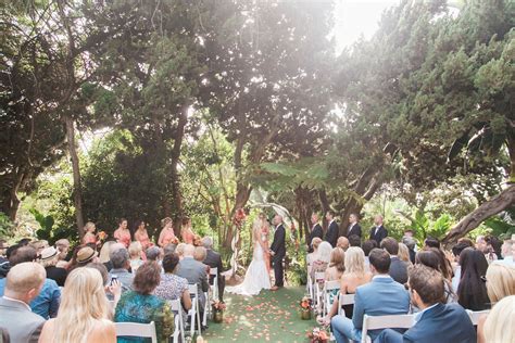 A Glamorous Garden Wedding at San Diego Botanic Garden in Encinitas ...