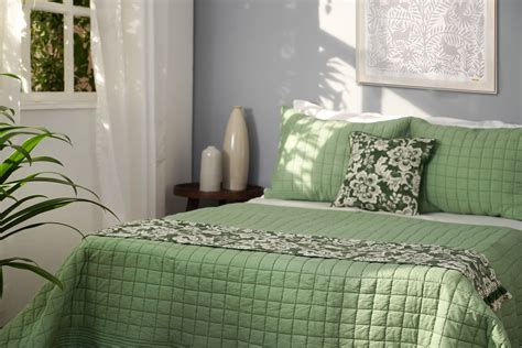 SAGE GREEN Cotton Quilt With 2 Coordinated Pillow Cases Sizes - Etsy