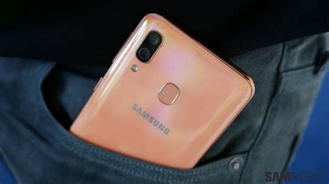 Samsung Galaxy A40 review: A compact no-frills mid-range smartphone ...