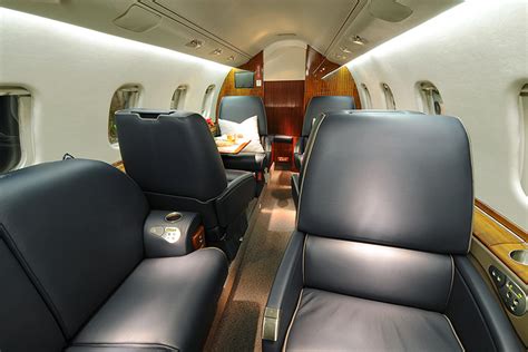 LEARJET 60 Light Business Jet For Travel By Charter Lease