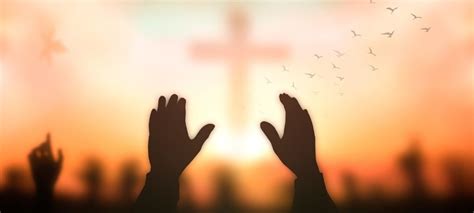 25 Different Ways to Worship God and Praise the Lord – ConnectUS