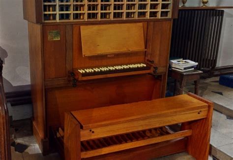 Small 3 rank Peter Collins Pipe Organ for sale - Viscount Organs