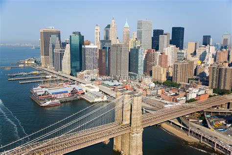 MichaelYamashita | An aerial view of the Brooklyn Bridge in New York ...