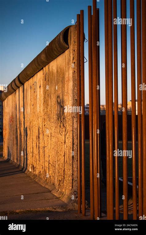 Berlin Wall Memorial Stock Photo - Alamy