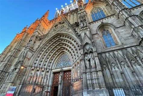 5 Amazing Gothic Churches in Barcelona - Through Eternity Tours