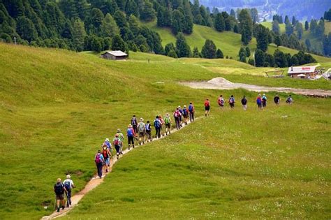 Hiking the Camino de Santiago - Galiwonders