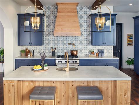 Spanish Style Kitchen Backsplash – Things In The Kitchen