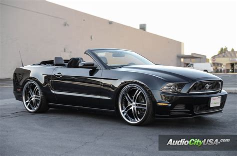 2014 Ford Mustang on 22" XIX Wheels X15 rims black machine Chrome lip ...