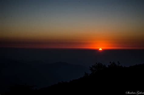 Darjeeling Unlimited - Sunrise At Tiger Hill | Shadows Galore